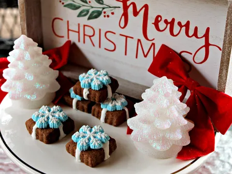 Chocolate-Present Cookies...