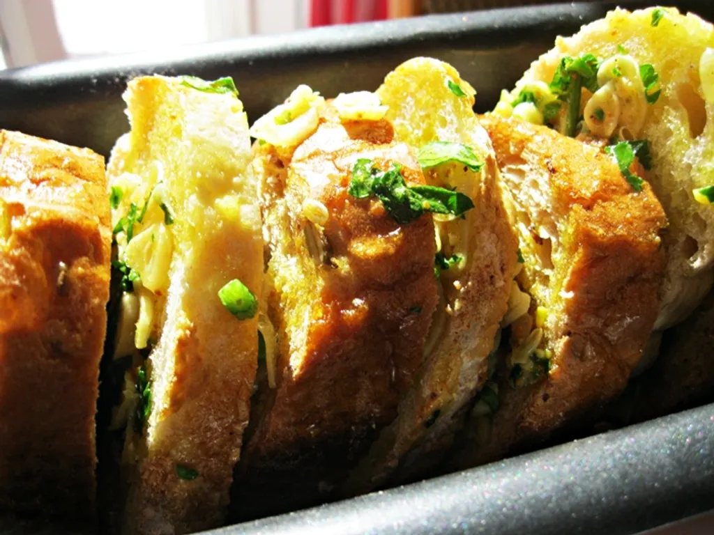 Chnoblibrot - Pečeni kruh sa češnjakom