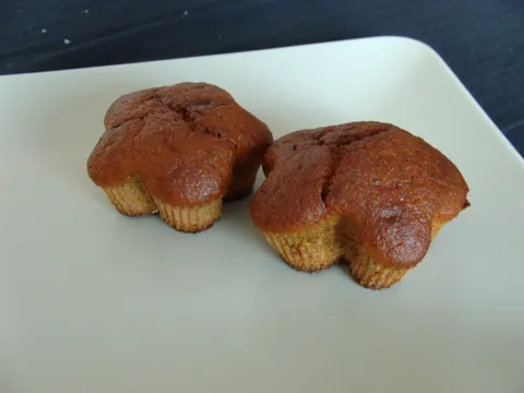 Muffini sa džemom od kajsija