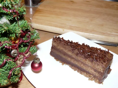Božićna torta s orasima bez brašna
