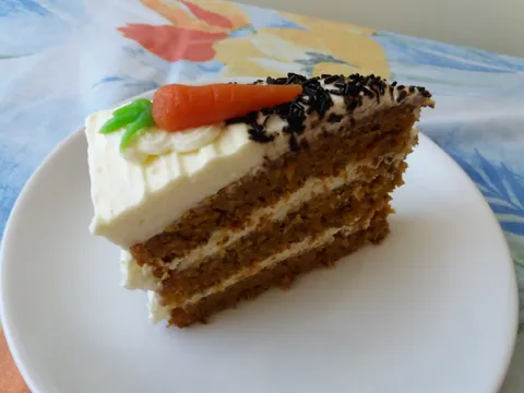 Troslojna torta od mrkve by Heidi-presjek