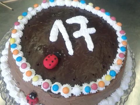 rođendanska čokoladna tortA