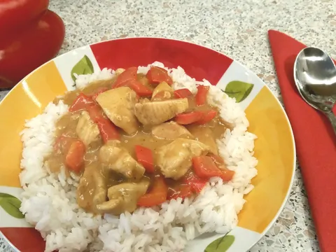 Curry sa piletinom