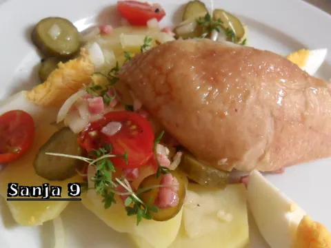 Krompir salata sa pečenom piletinom
