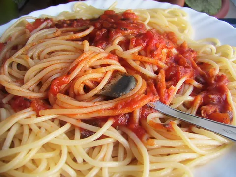 Spaghetti con prosciutto
