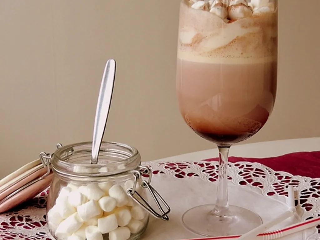 Hot chocolate sa Marshmallows