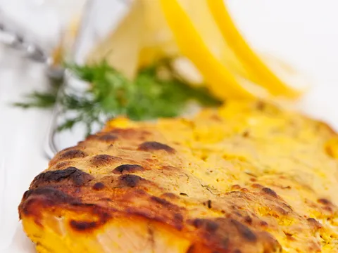 Quick and Easy Baked Salmon Filets in a Spicy-Lemon-Dill Marinade