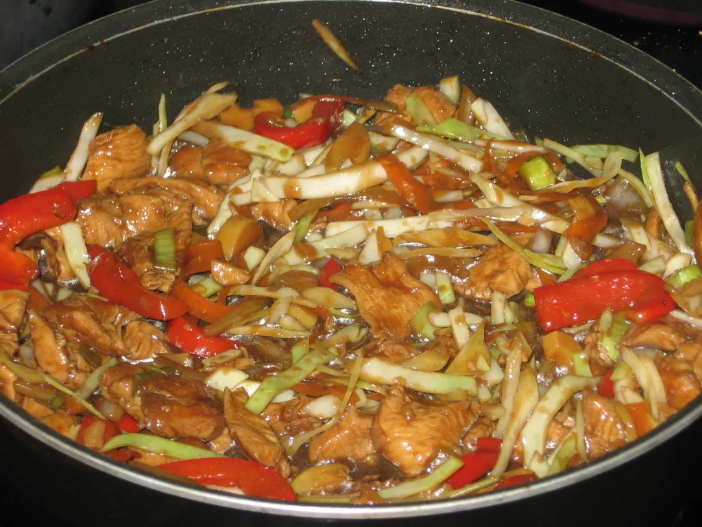 Piletina s povrćem na kineski način