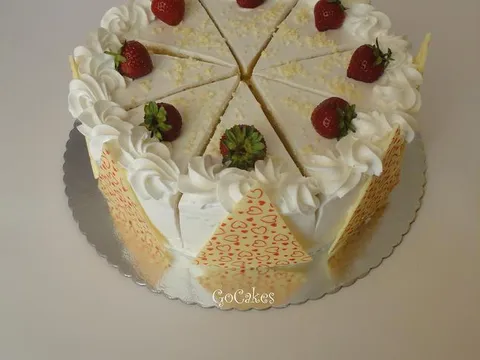 Jagoda -vanila torta