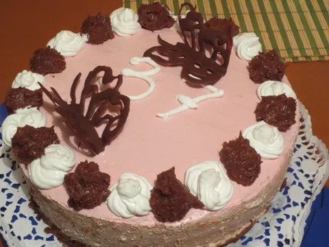 Nema više (torta s puuuuno čokolada i malinama)