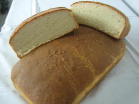 Domaći kruh od bijelog brašna