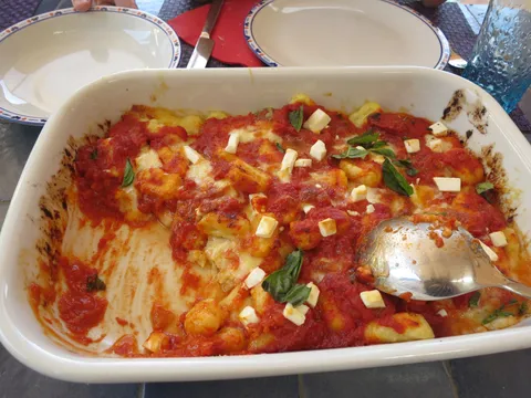 Njoki - zapečeni s rajčicama i sirevima