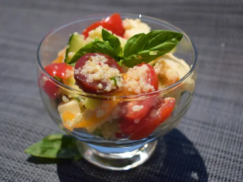 ღ Couscous salata s krastavcima ,rajčicom,paprikom & začninskim biljem