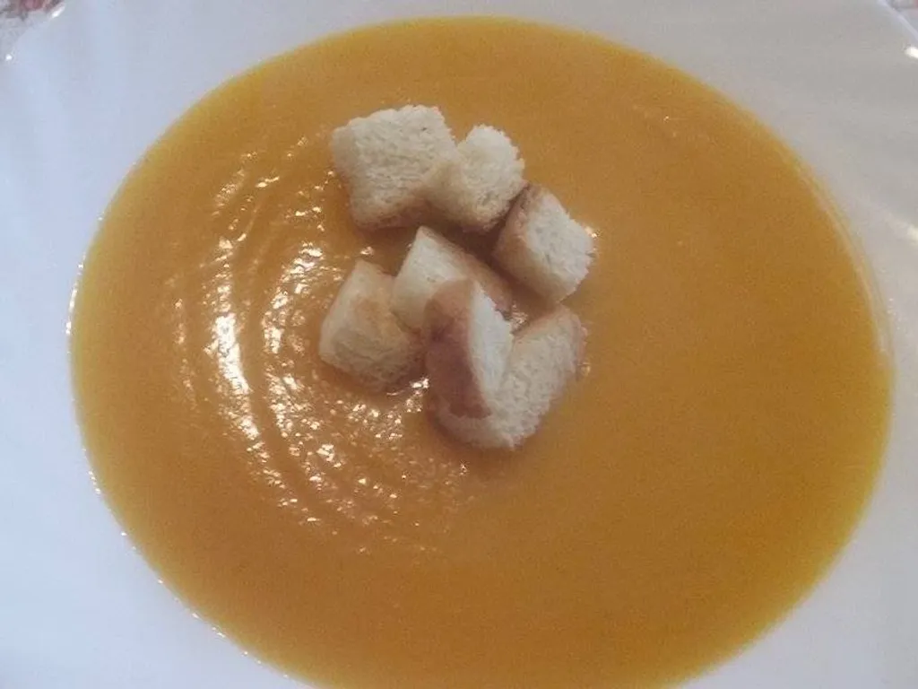 Kremasta juha od batata i butternutt tikve