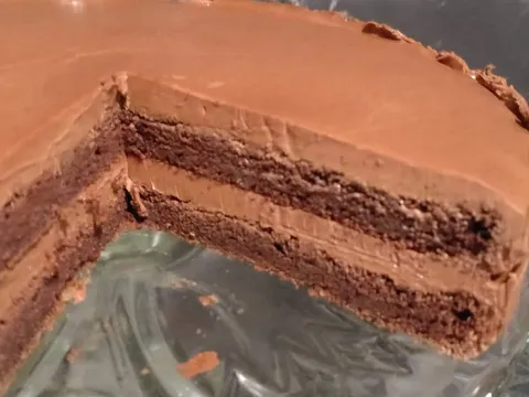 Hole kolač u obliku torte
