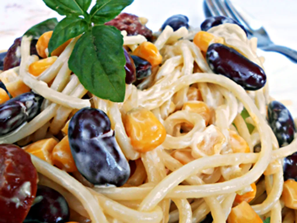 TJESTENINA IZ MAŠTE- Salata od špageta i kobasica
