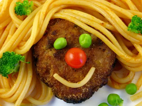 Nasmijane polpete sa špagetima