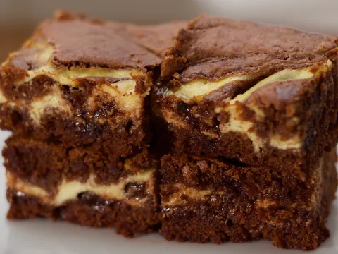Brownies sa sirom - Cheesecake brownies