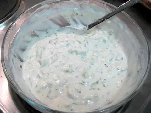 Tzatziki (Caciki) salata