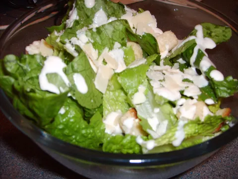 Cezarova salata (Caesar Salad)