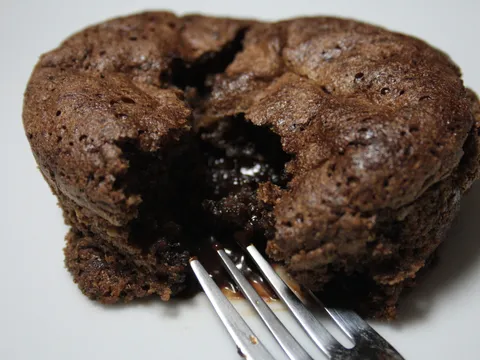 Muffin sa čokoladnim srcem
