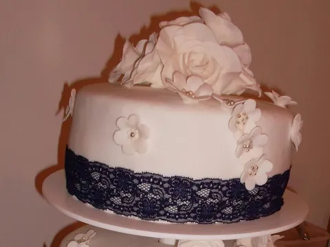 Saga o svadbenoj torti