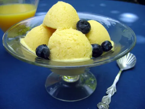 Sladoled sa mangom
