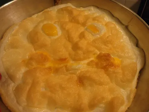 Jaja pecena u Peci