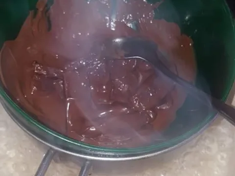 Topljenje čokolade na pari