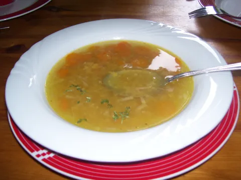 juha od poriluka i mrkve sa lecom