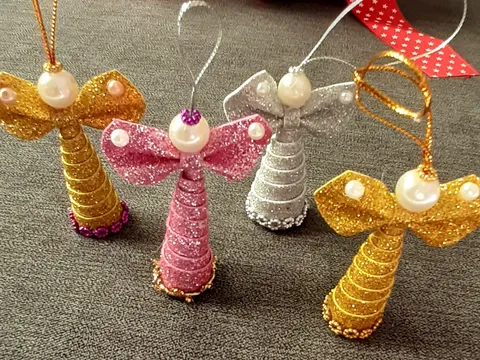 Anđelići - božićni ukrasi
