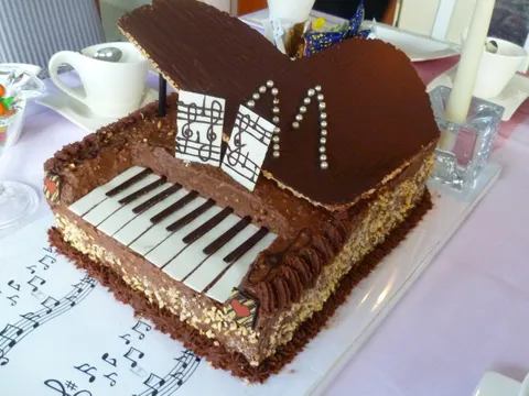 Klavir torta