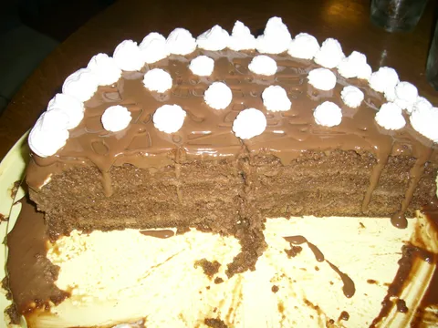 Mokra čokoladna torta