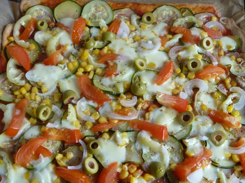 povrtna pizza
