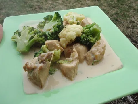 Piletina sa Karfiolom i Brokoliom