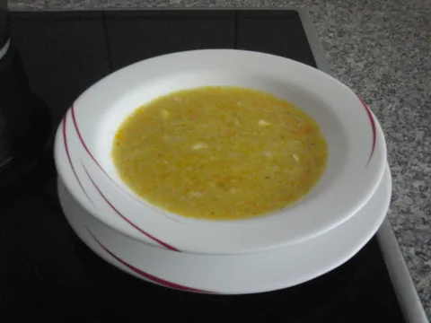 Krem supa sa mrkvom i zobenim pahuljicama