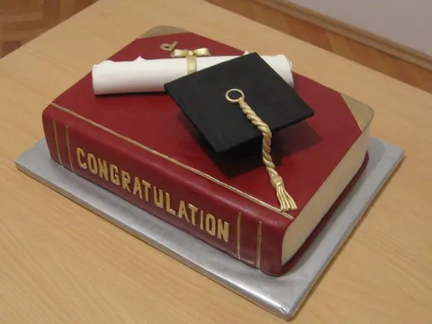 Torta za diplomu