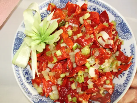 Posna salata od praziluka i suve paprike