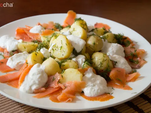 Salata od krompira i lososa by JamieOliver