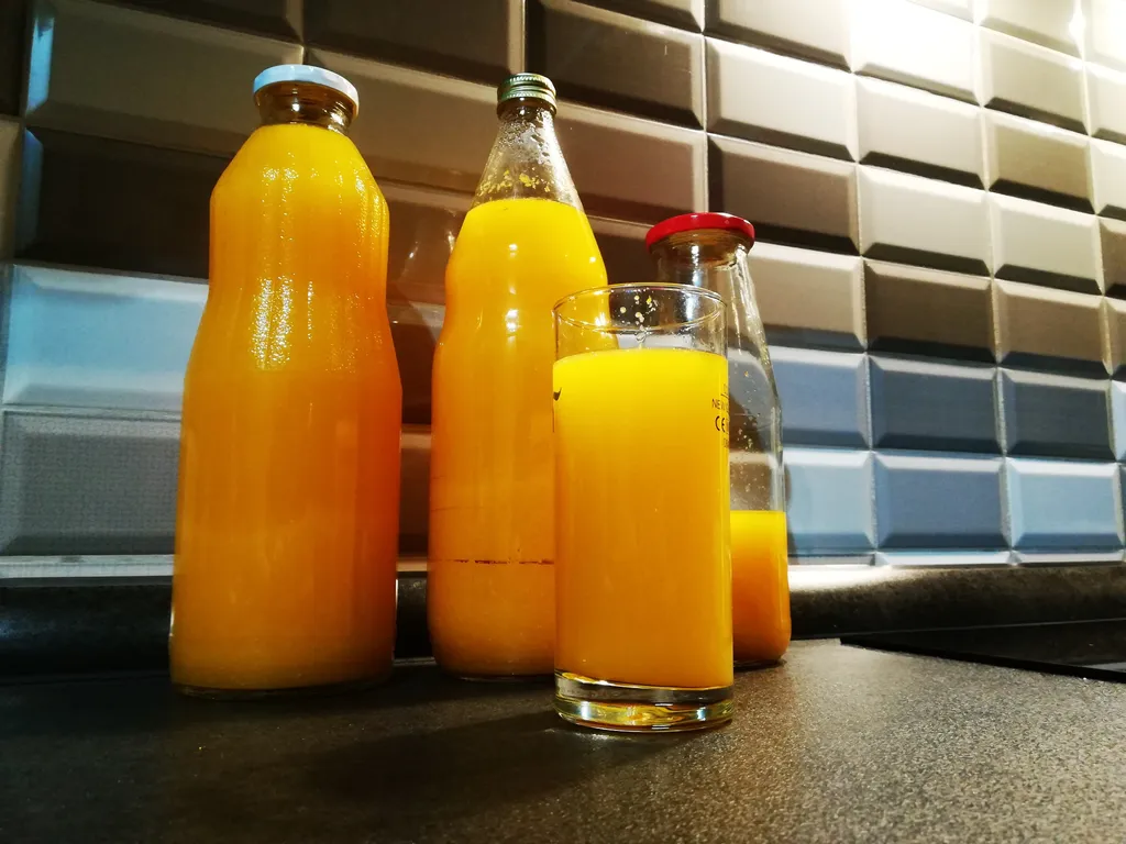 Domaći sok od naranče i mrkve