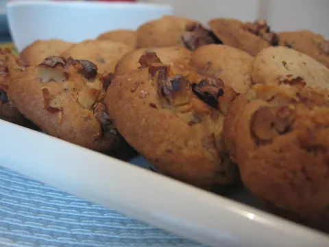 Choco-pecan-cookies by Broccoli