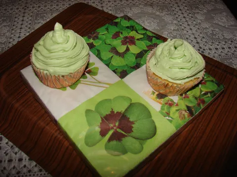 St. Patrick's Cupcakes