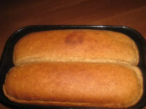 pečen hleb