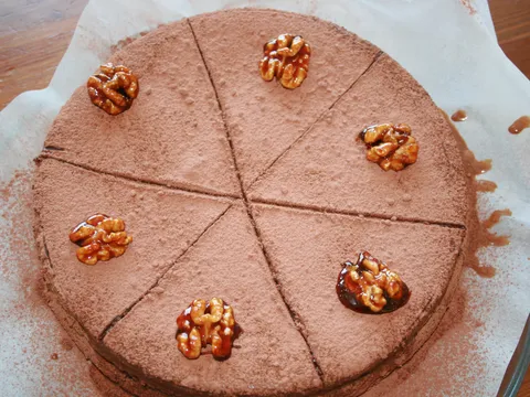 Punjena Grenoble torta