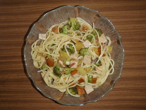 Spageti sa brokulima i tofuom (Orange-Teriyaki Broccoli and Tofu) by Tanja65