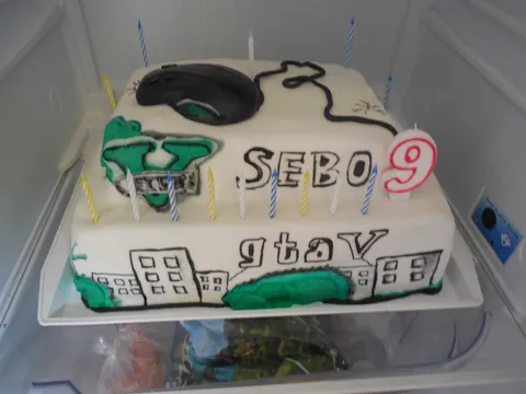 Rođendanska torta GTA V