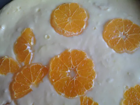 Torta sa sirom i mandarinama