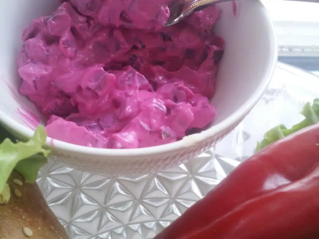 Rødbetesalat/salata od cvekle