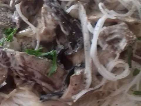 Rižini špageti & 4 vrste gljiva
