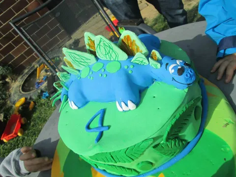 Stegosaurus torta